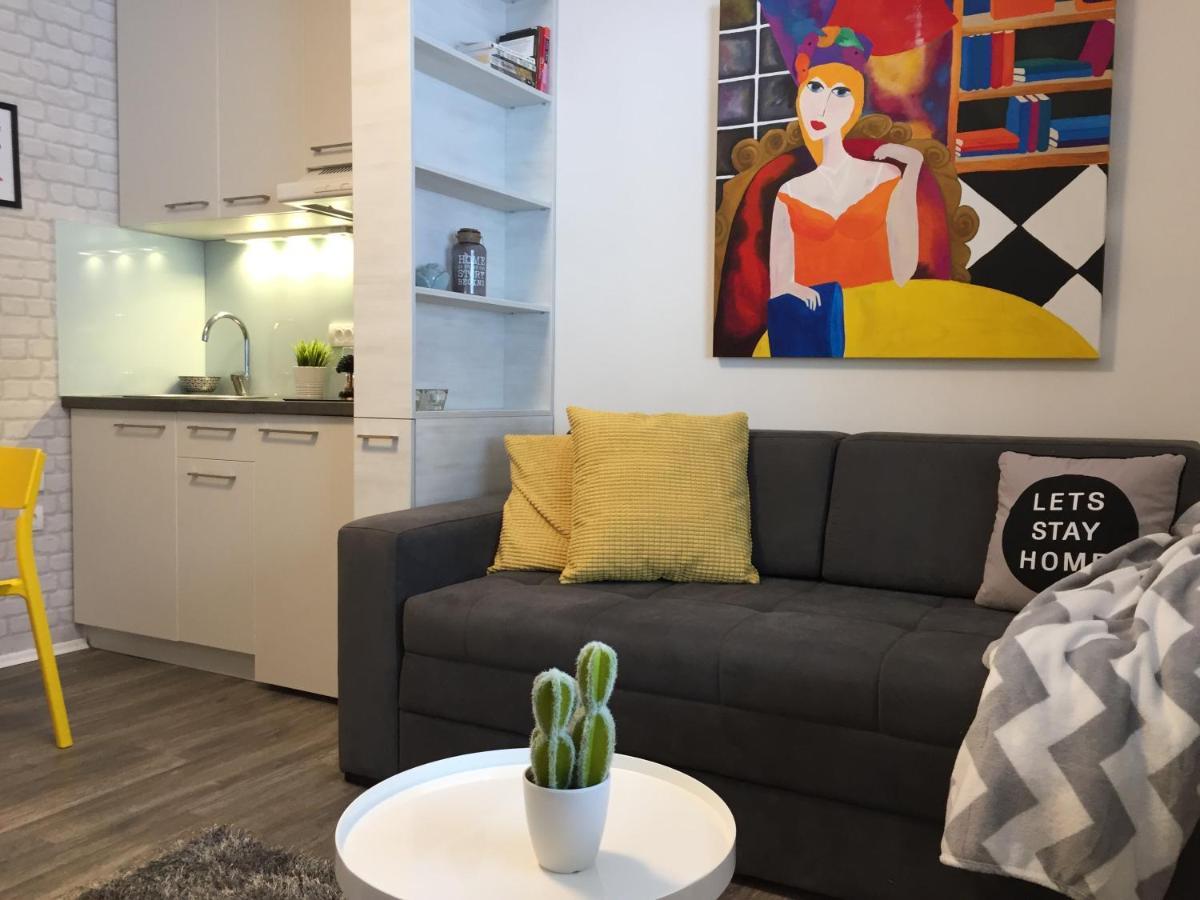 Moni Luxury Apartments 카파오닉 외부 사진